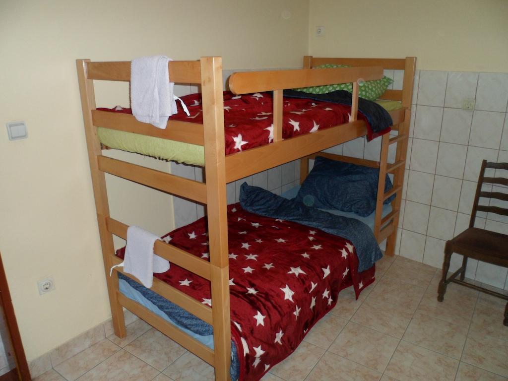 Hostel Olimpik Negotin Bilik gambar