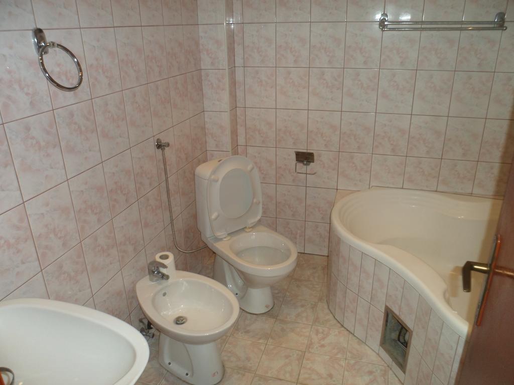 Hostel Olimpik Negotin Bilik gambar