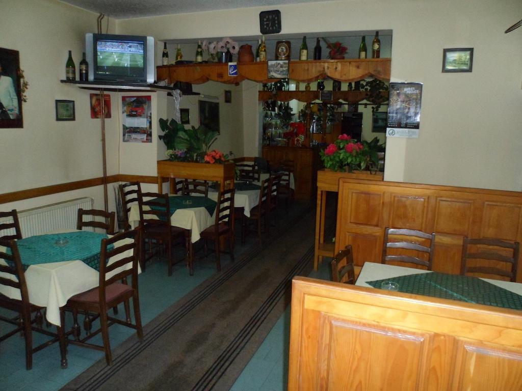 Hostel Olimpik Negotin Luaran gambar